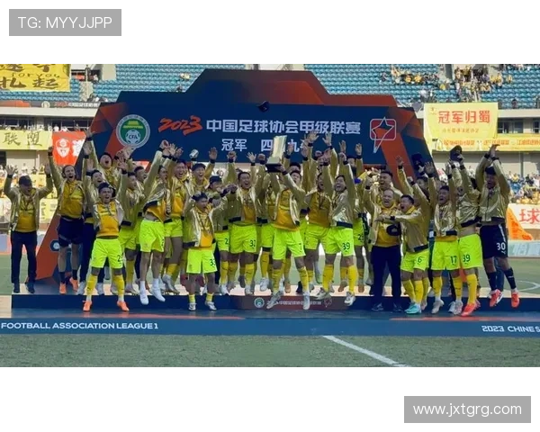 青春热血激荡赛场见证冠军崛起与梦想交锋的荣耀时刻纪实报道特写