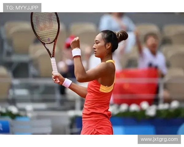 郑钦文强势崛起征战国际赛场 展现中国网球新生力量 - 副本 (4)